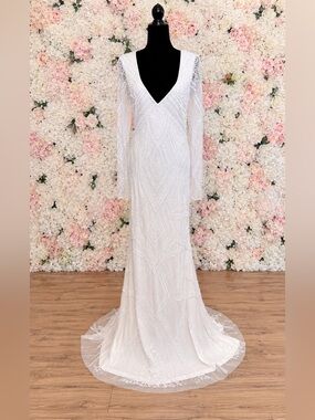 chloe lace maxi dress CHLOE SLEEVELESS HOLLOW LACE MAXI DRESS IN BEIGE – AIIZIE main image 1